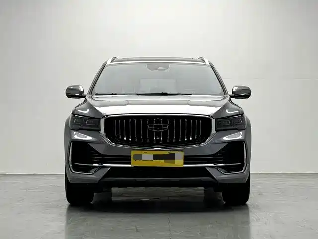 Photo 2 - Geely Monjaro