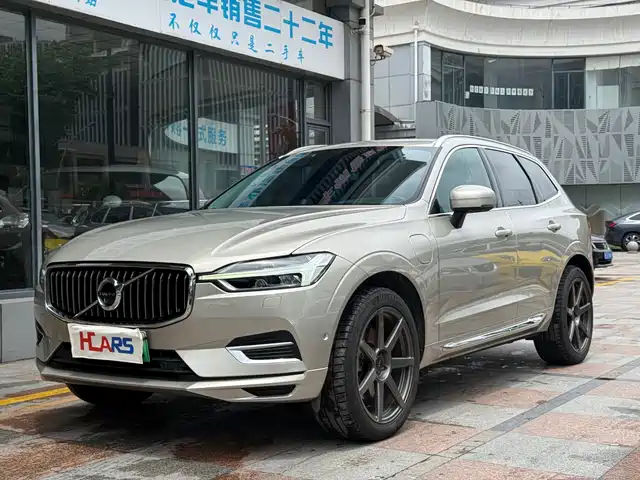Volvo XC60 Plug-in Hybrid 2019 T8 Twin Engine Excellence Luxury (China VI)