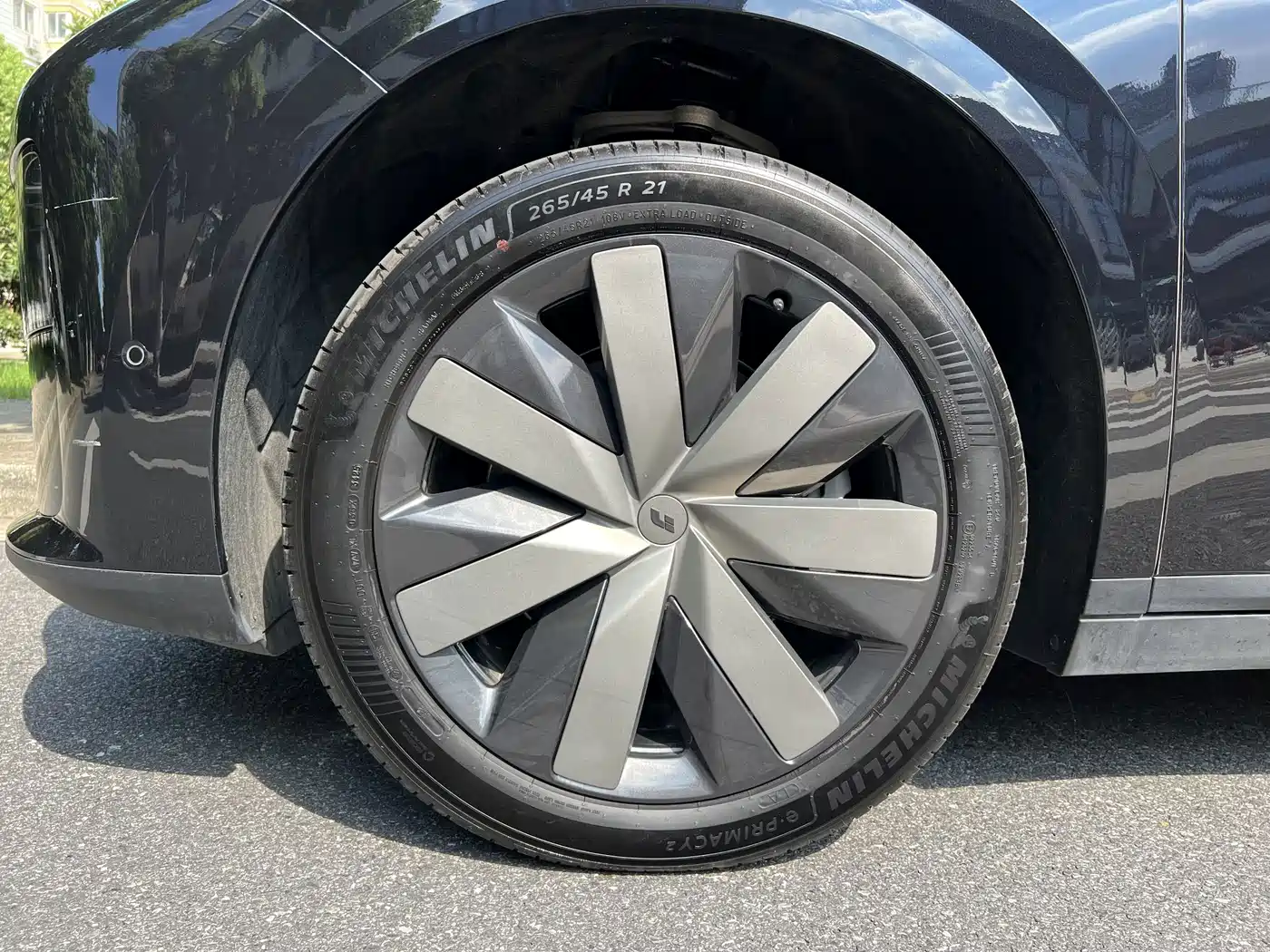 Photo 4 - Li Auto Li i8