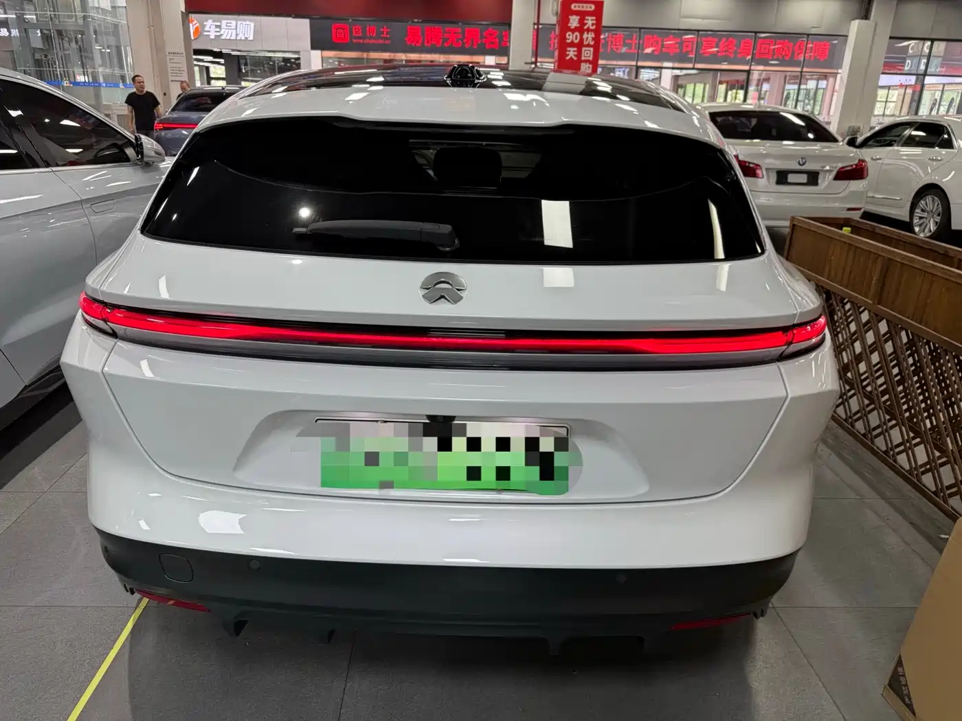 NIO ET5T 2024 75kWh Touring фото 18