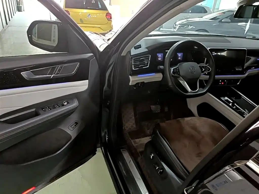 Volkswagen Teramont 2023 Facelift 380TSI AWD Prestige Luxury фото 16