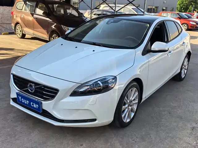 Volvo Volvo V40 2016 T3 Comfort Edition