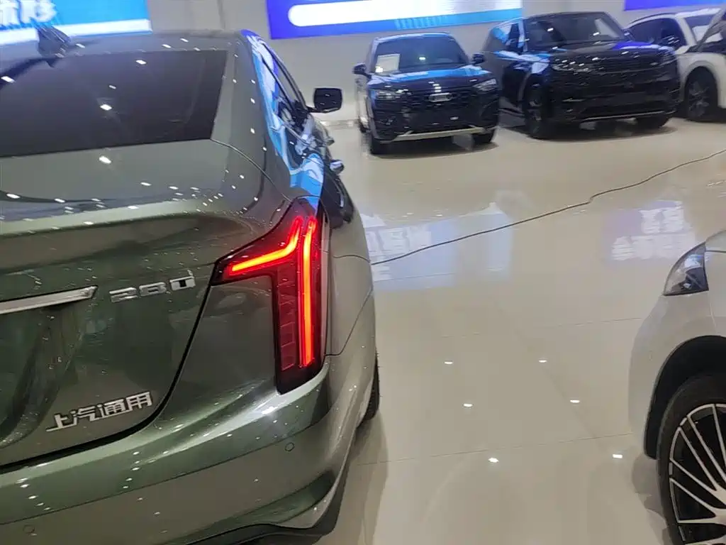 Cadillac CT5 2022 28T Luxury (Standard) фото 8