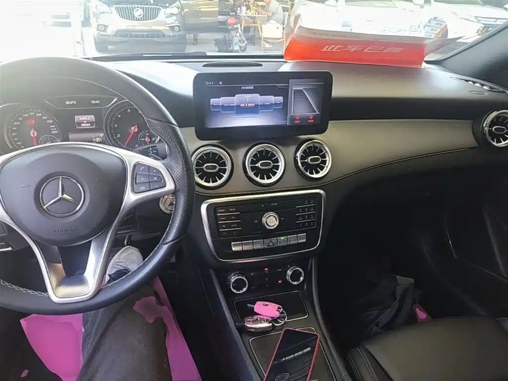 Mercedes-Benz CLA (Import) 2017 Facelift CLA 200 Style фото 10