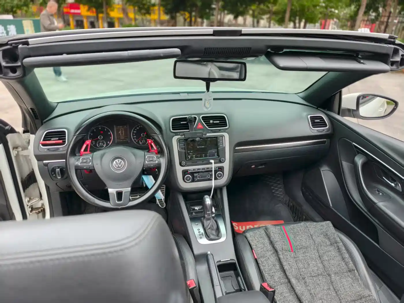 Volkswagen Eos 2011 Model 2.0TSI фото 6