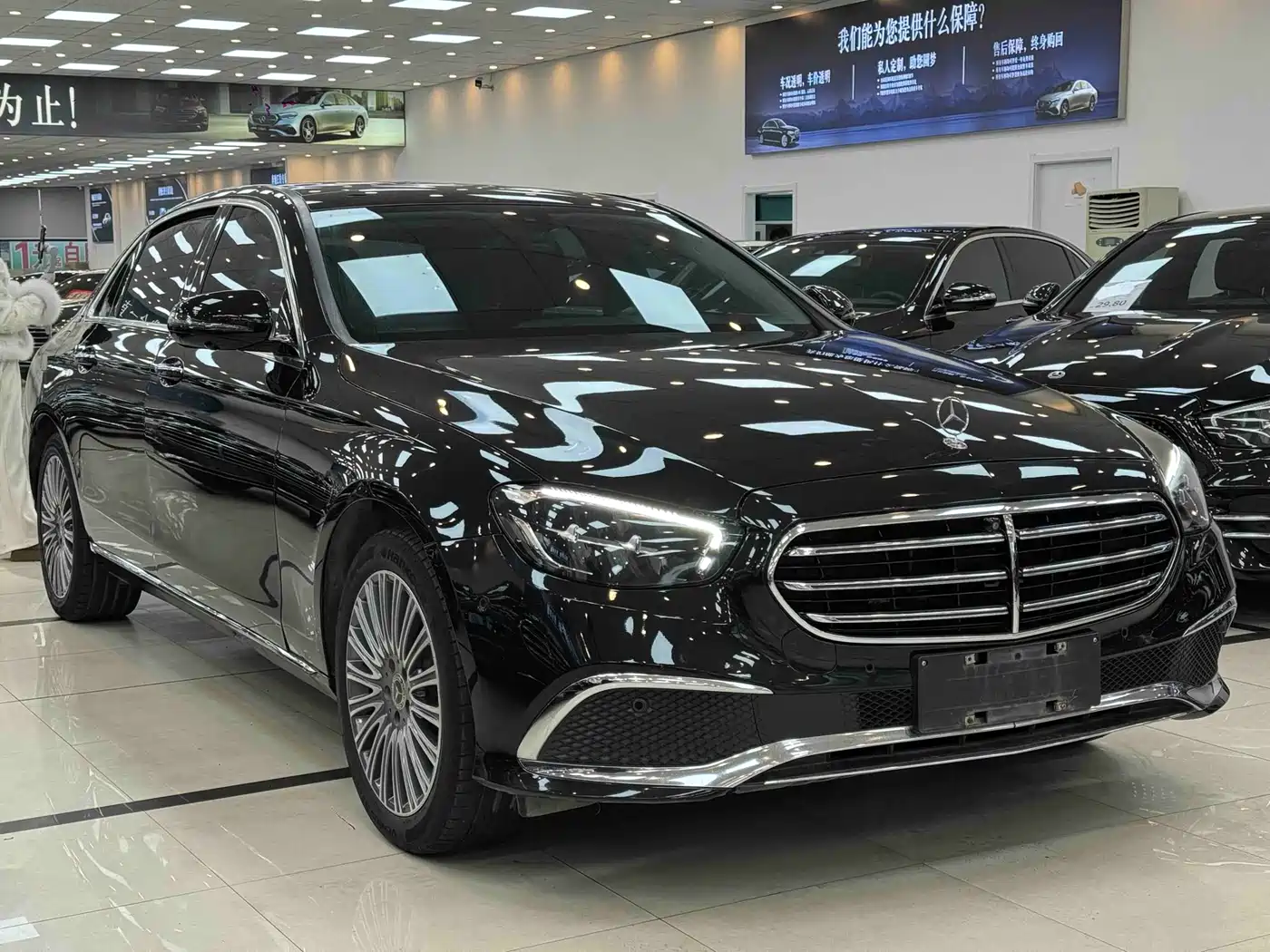 Mercedes-Benz E-Class 2021 E 300 L Fashion фото 3