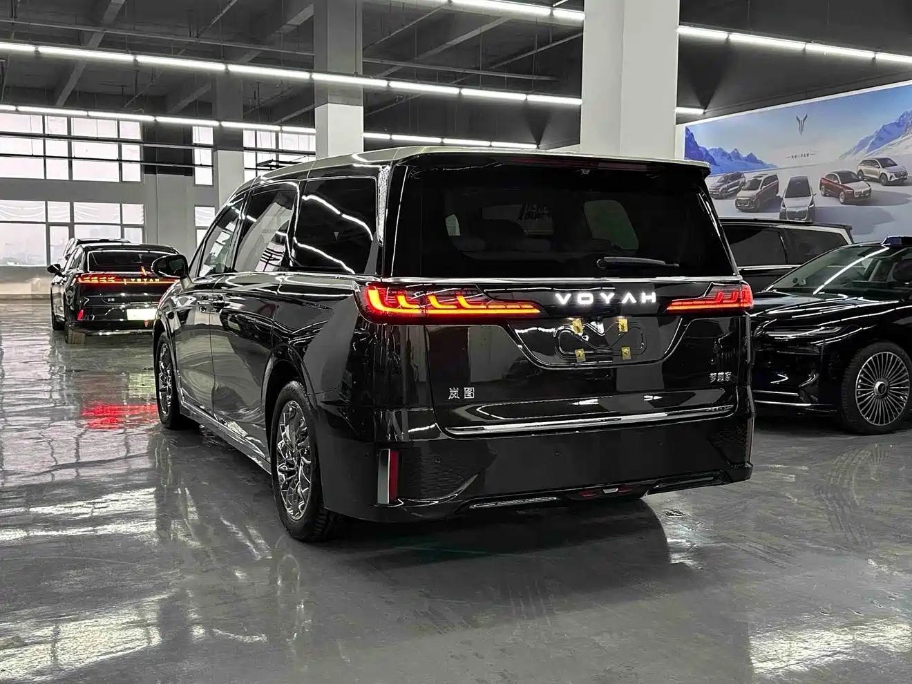 Voyah Auto Voyah Dreamer 2025 EV AWD Flagship Qiankun Edition фото 6