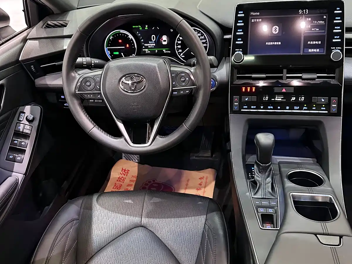 Toyota Avalon 2019 Hybrid 2.5L XLE Premium Edition China V фото 4