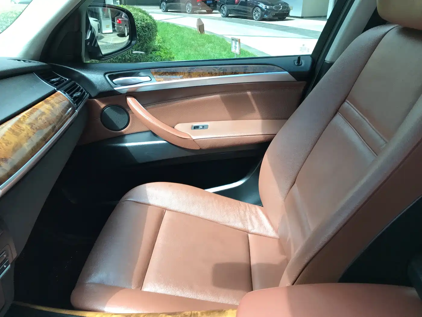 BMW X5 (Import) 2011 xDrive35i Luxury Edition фото 12