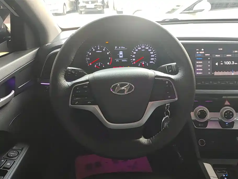 Hyundai Elantra 2020 1.5L CVT Smart Style·Elite фото 15