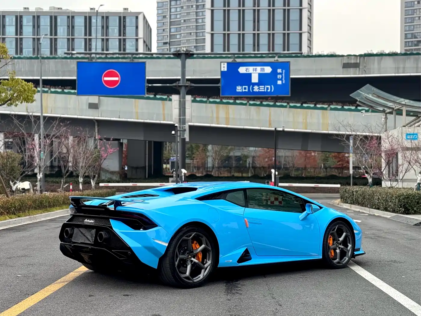 Lamborghini Huracán 2023 Huracán Tecnica фото 9