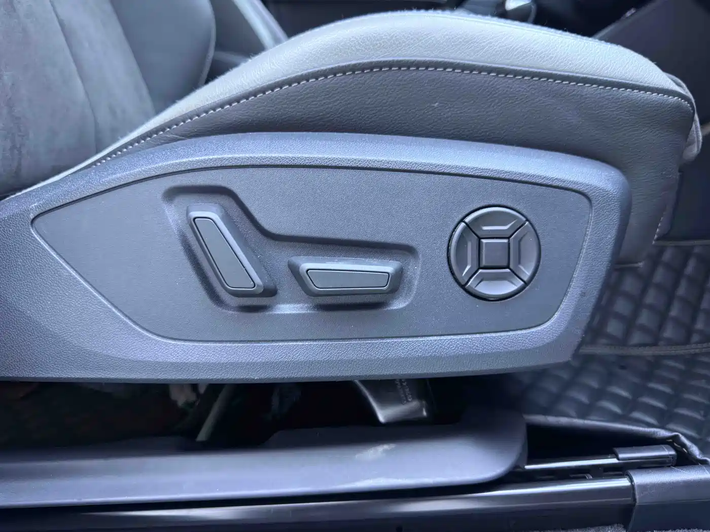 Audi Q3 2022 35 TFSI Fashion Dynamic фото 15
