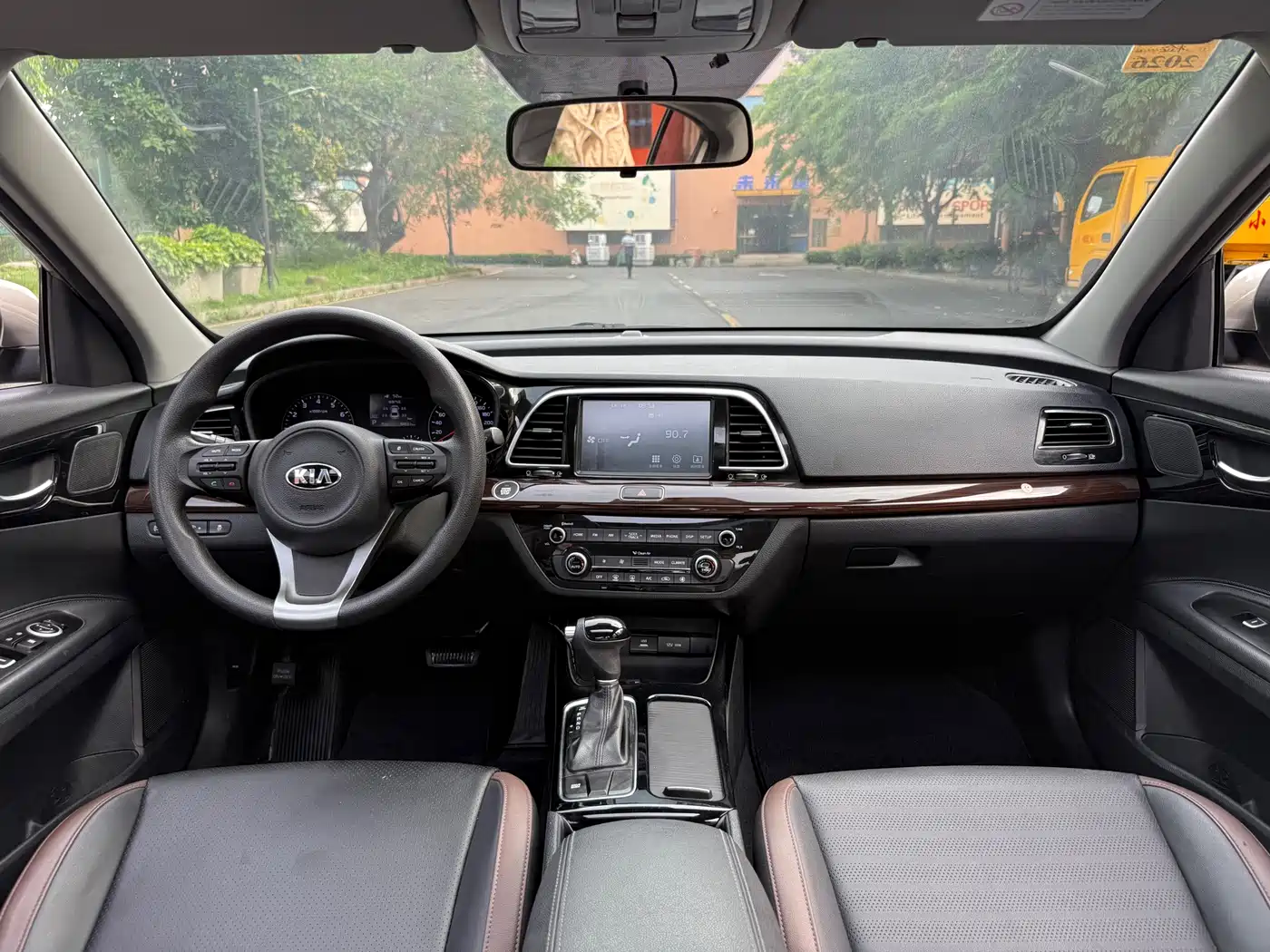 Kia Kaishen 2017 1.8L Automatic GLS фото 12