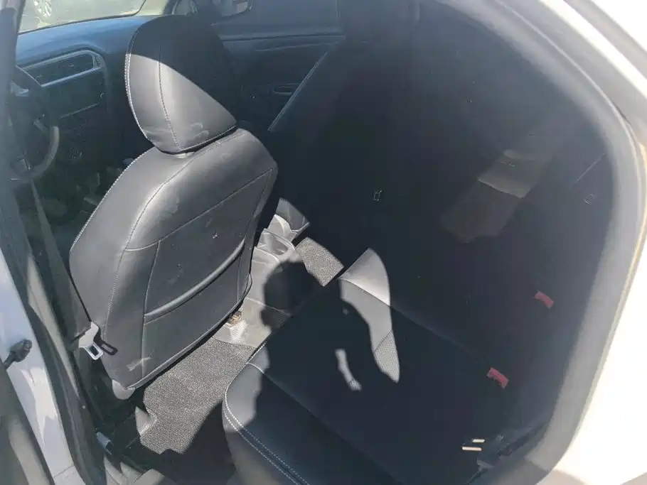 Photo 10 - Peugeot 301