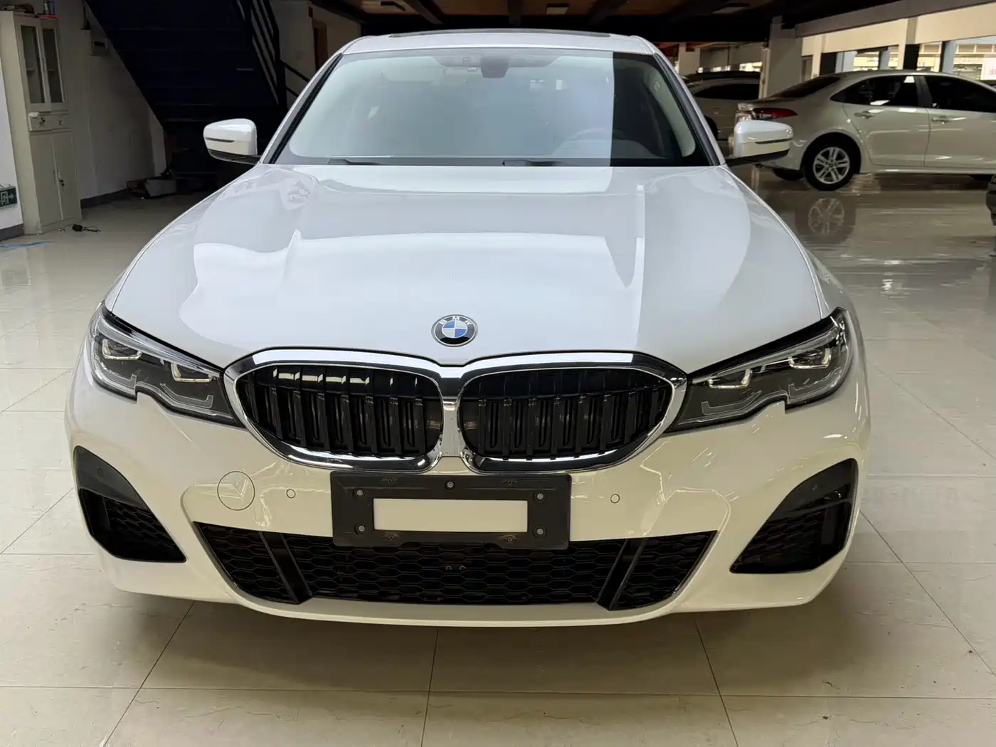 BMW 3 Series 2022 320Li M Sport Package фото 2