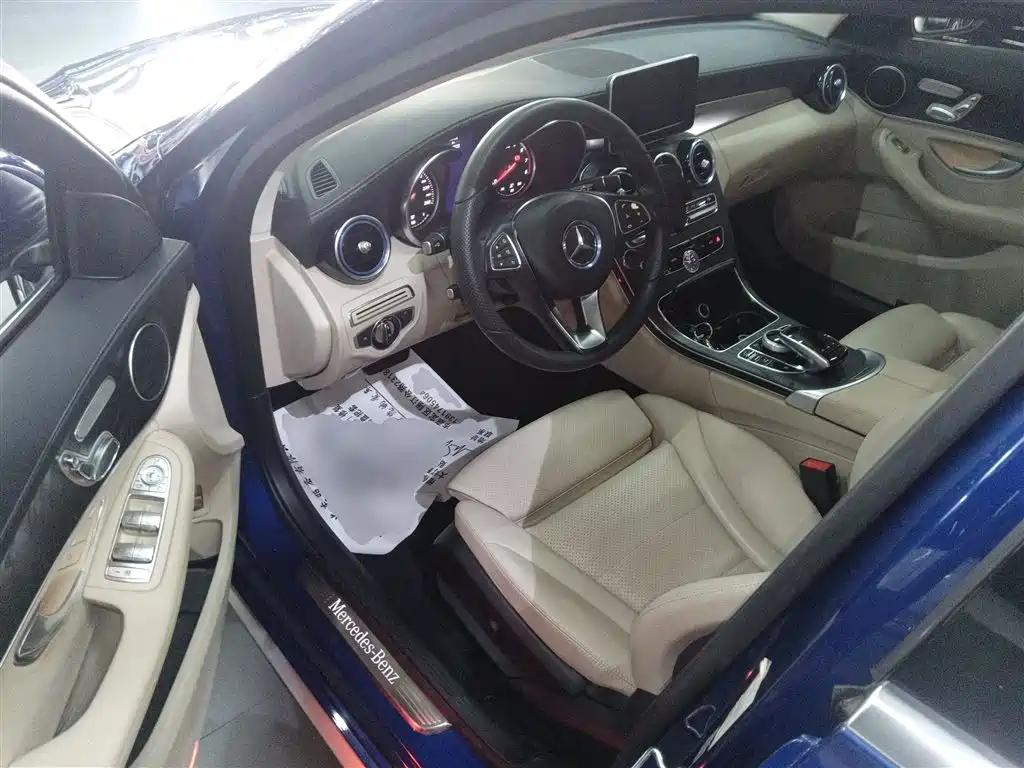 Mercedes-Benz C-Class 2017 C 200 L Sport фото 12