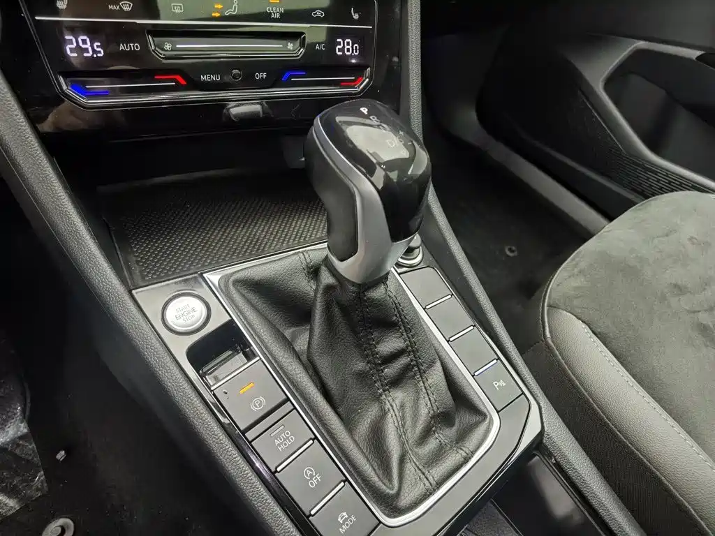 Volkswagen Sagitar, миниатюра 13