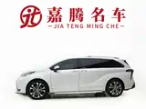 Фото 3 - Toyota Granvia