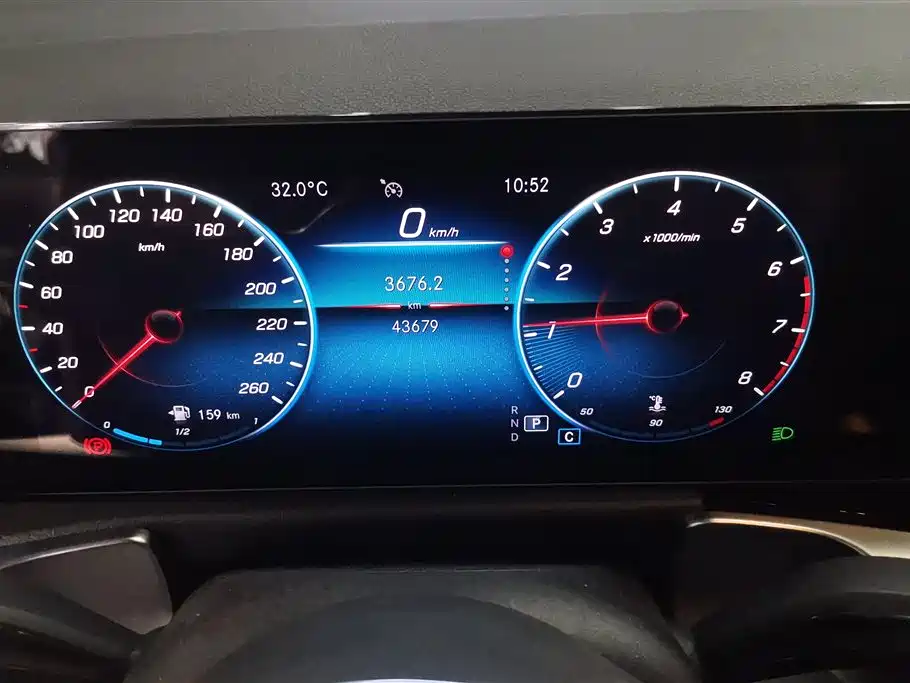 Mercedes-Benz GLB 2022 GLB 220 4MATIC фото 14