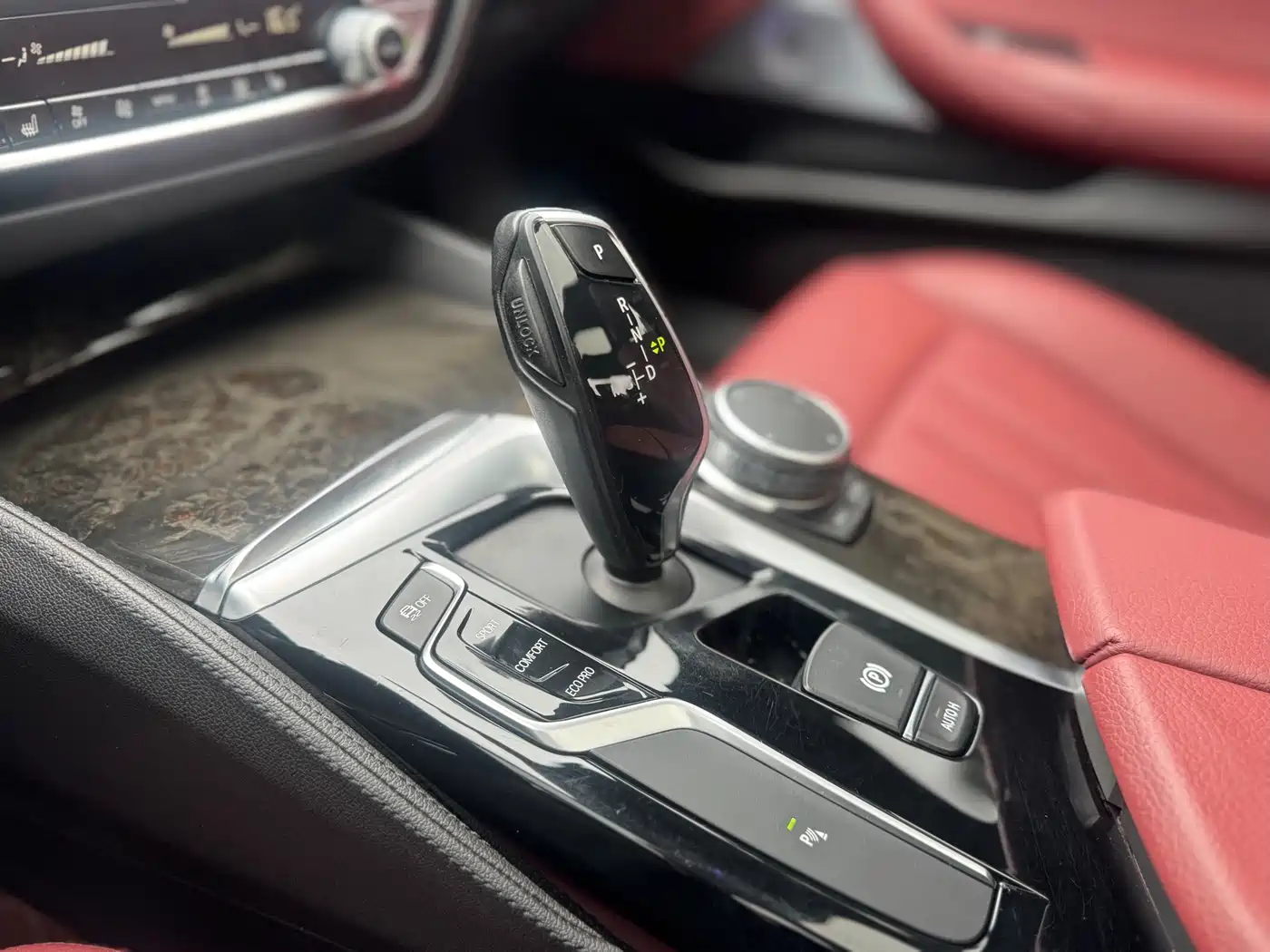BMW 5 Series 2018 Facelift 530Li Leading M Sport Package фото 16