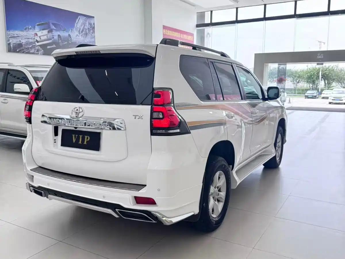 Toyota Prado (Import) 2010 2.7L Auto Luxury фото 12