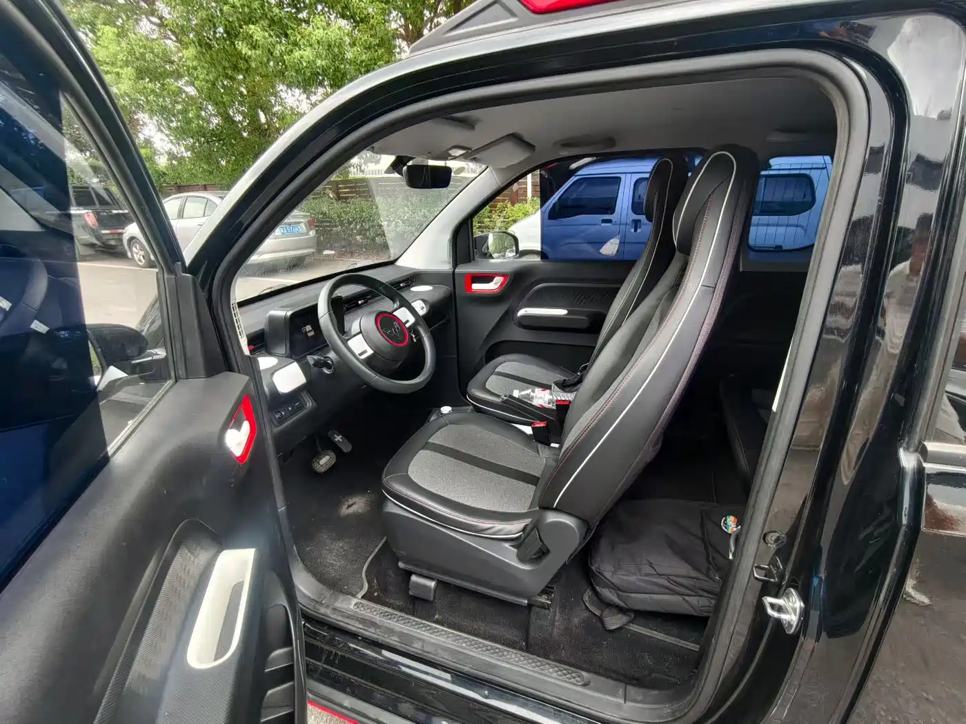 Фото 9 - Wuling Motors Hongguang MINIEV