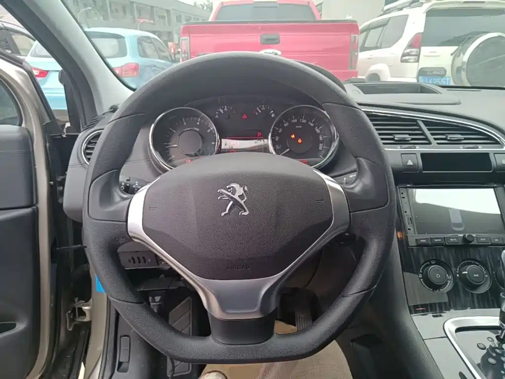 Peugeot 3008 2016 2015 2.0L Automatic Classic Edition