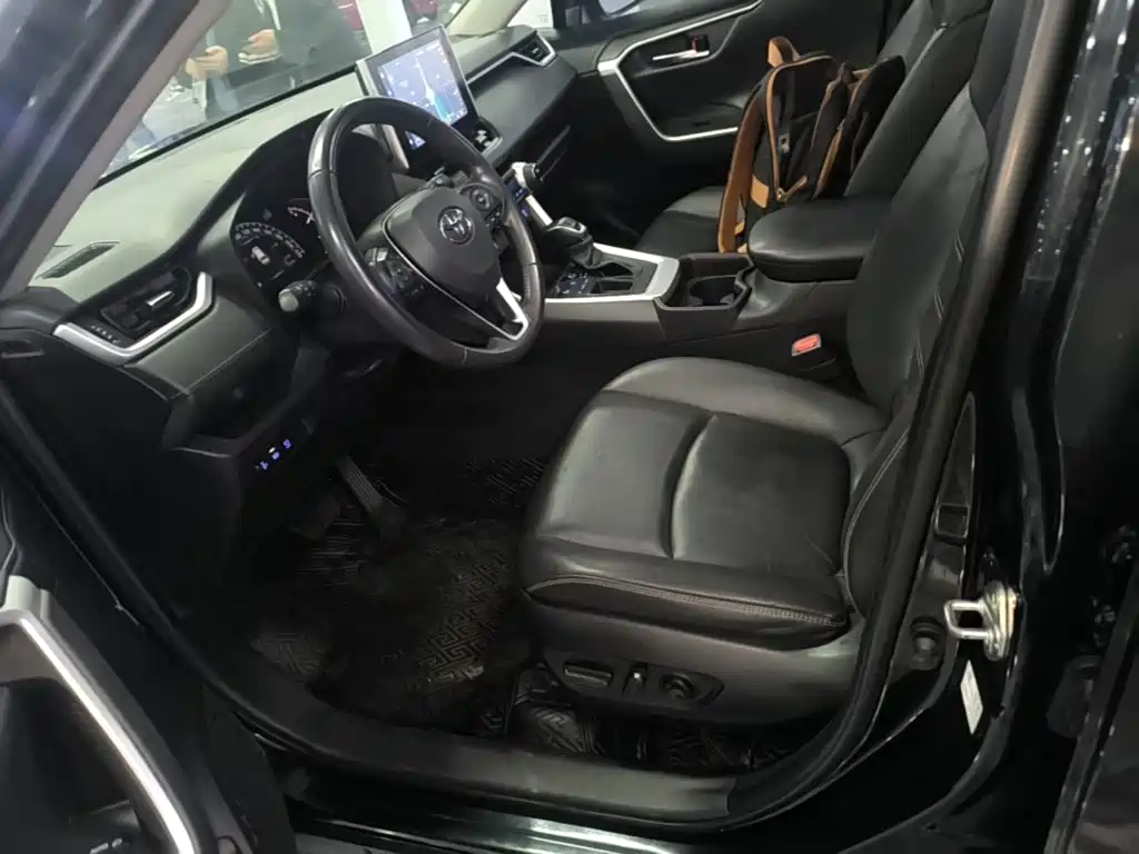 Toyota RAV4 2023 2022 2.0L CVT 2WD Trend Plus Edition