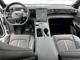 Фото 6 - NIO EC6