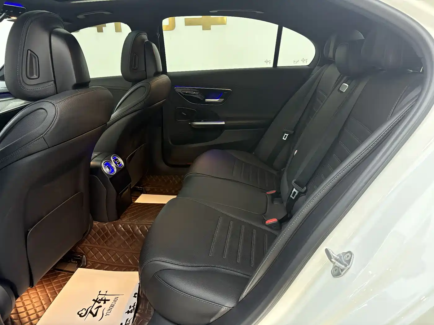 Mercedes-Benz C-Class 2023 Facelift C 200 L Sport Edition фото 11