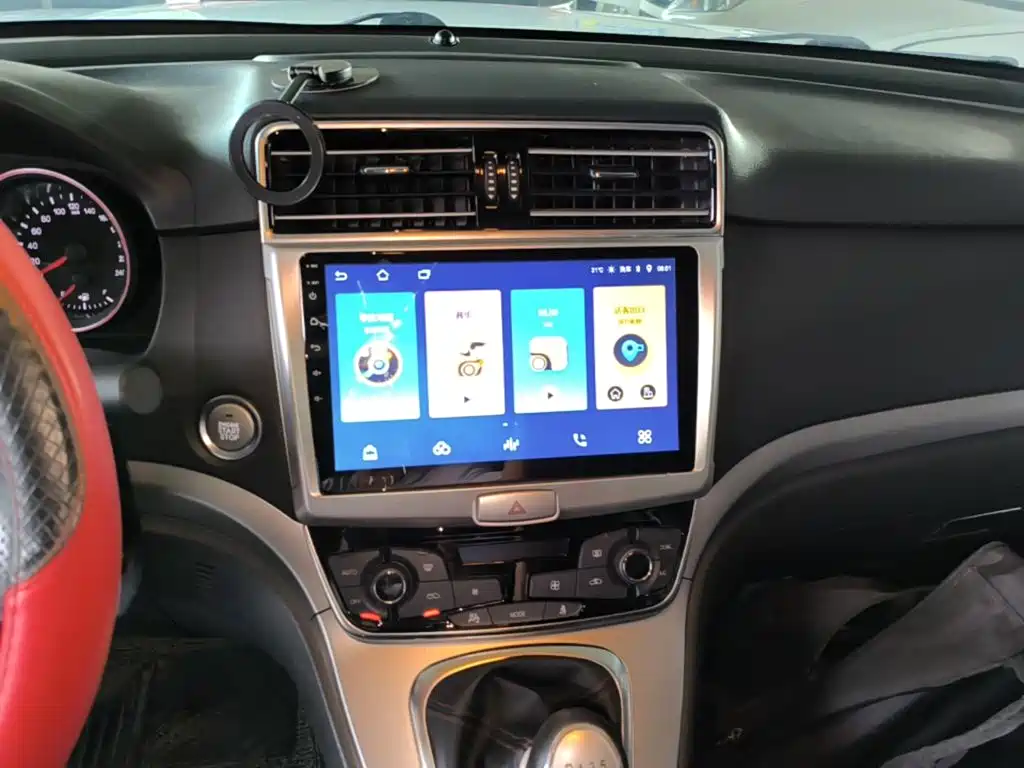 Фото 13 - Haval M6