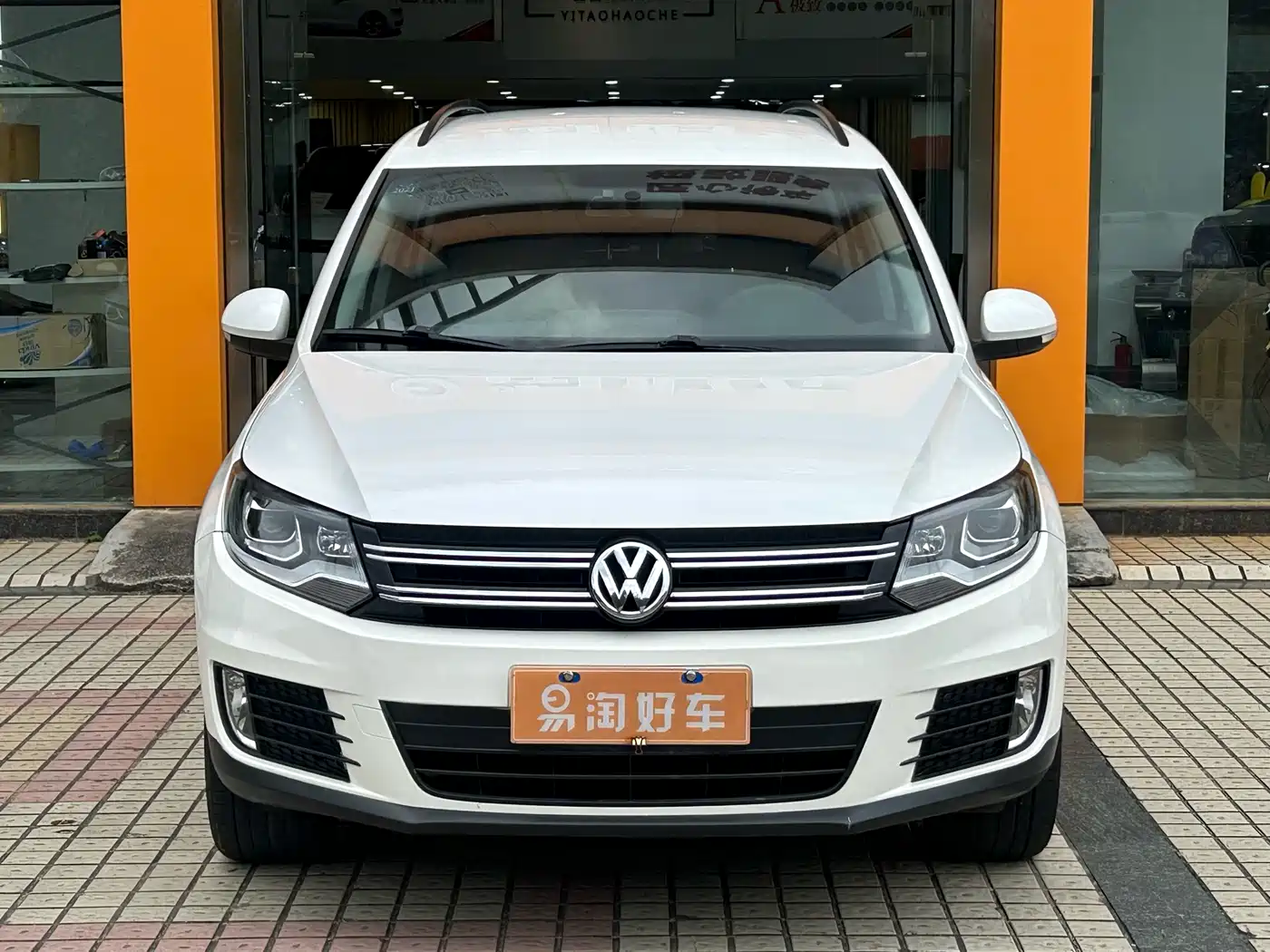 Volkswagen Tiguan 2016 280TSI Automatic 2WD Silk Road Fashion Edition фото 2