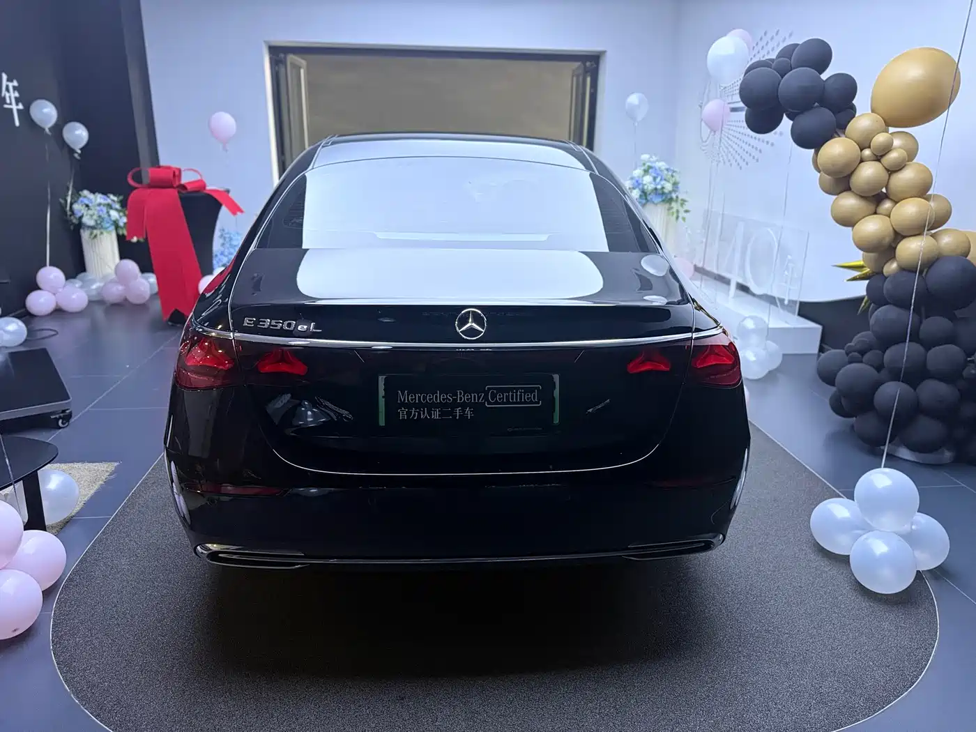 Mercedes-Benz E-Class New Energy 2024 E 350 e L Plug-in Hybrid Sedan фото 9