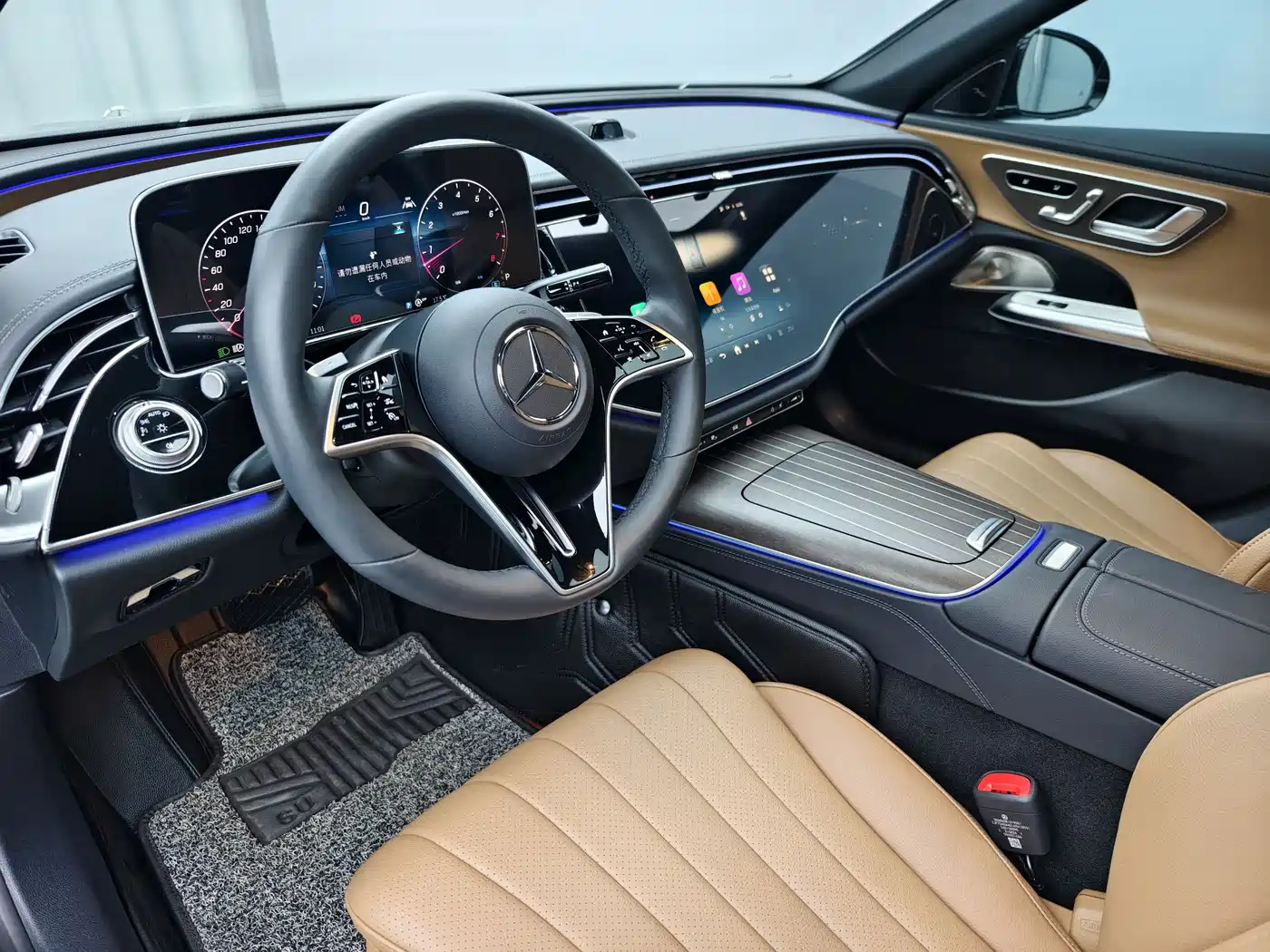 Mercedes-Benz E-Class 2024 Model E 300 L Luxury фото 8