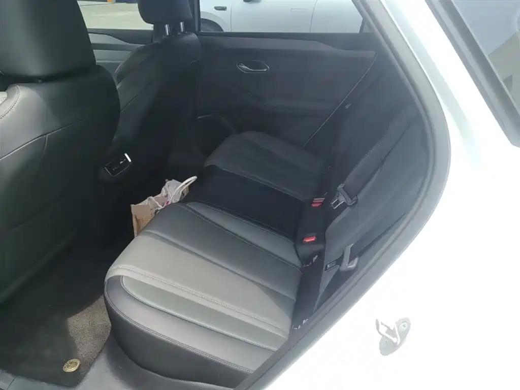 BYD Qin L 2025 EV 545KM Superior фото 17
