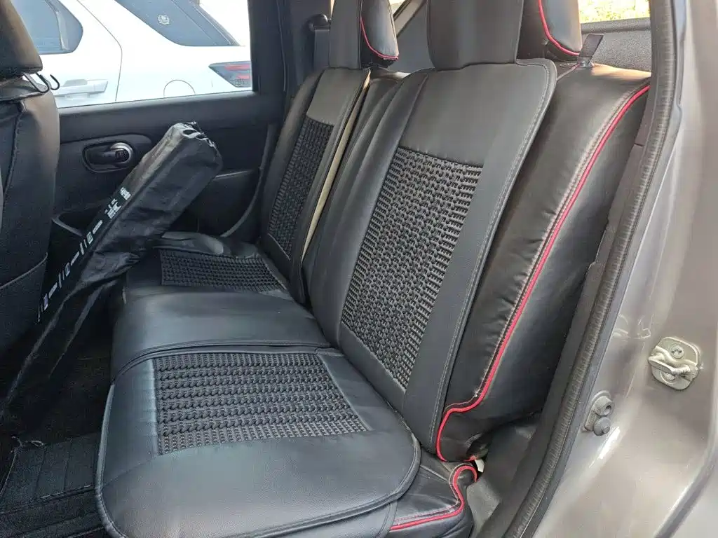 Nissan Livina 2015 2015 1.6XE Manual Comfort Edition