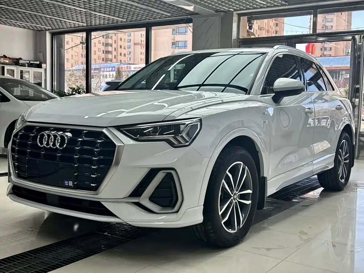 Audi Q3 2022 35 TFSI Progressive Dynamic