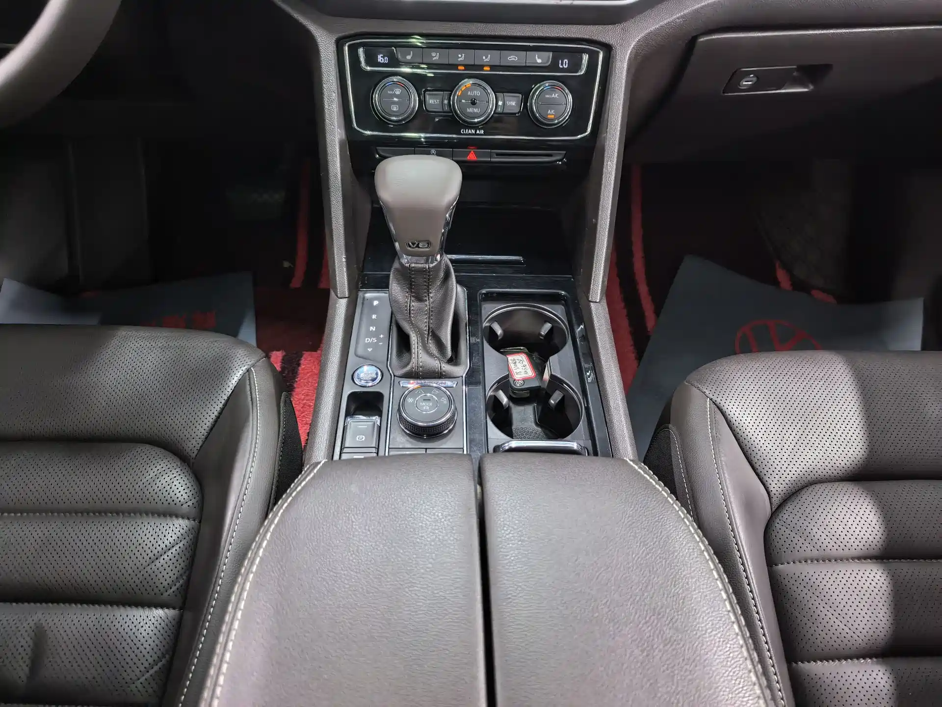 Фото 24 - Volkswagen Teramont