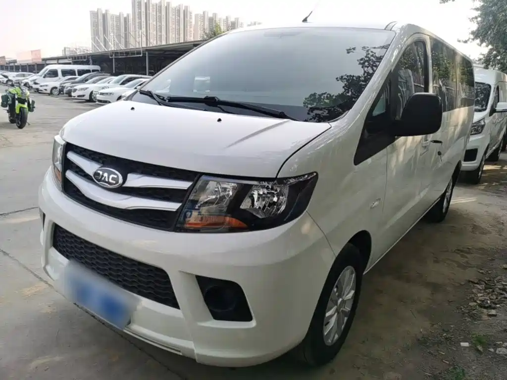 JAC Refine M3 2023 PLUS 1.5T Classic 5/7-seater