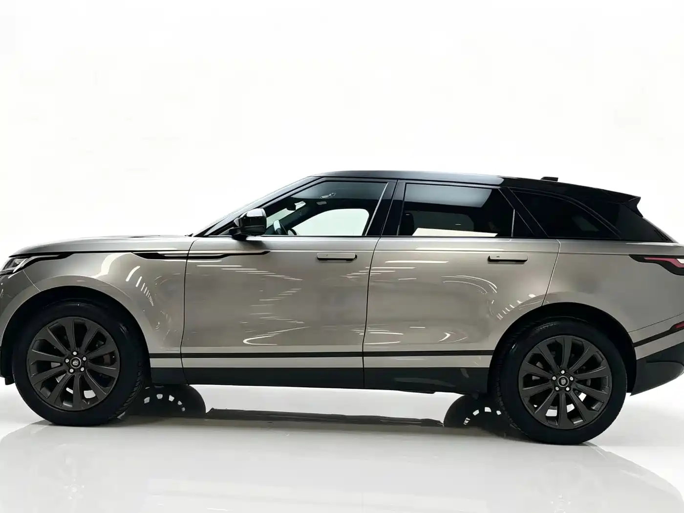 Land Rover Range Rover Velar 2017 P380 R-DYNAMIC SE фото 3