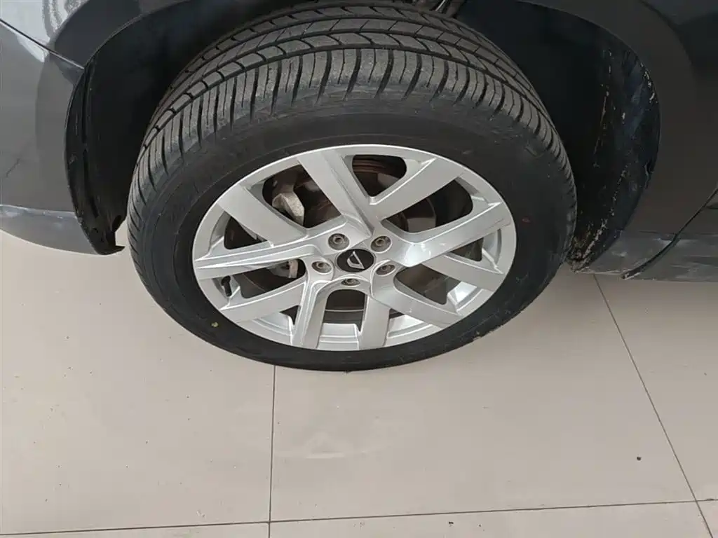 Фото 23 - Jetta VS5