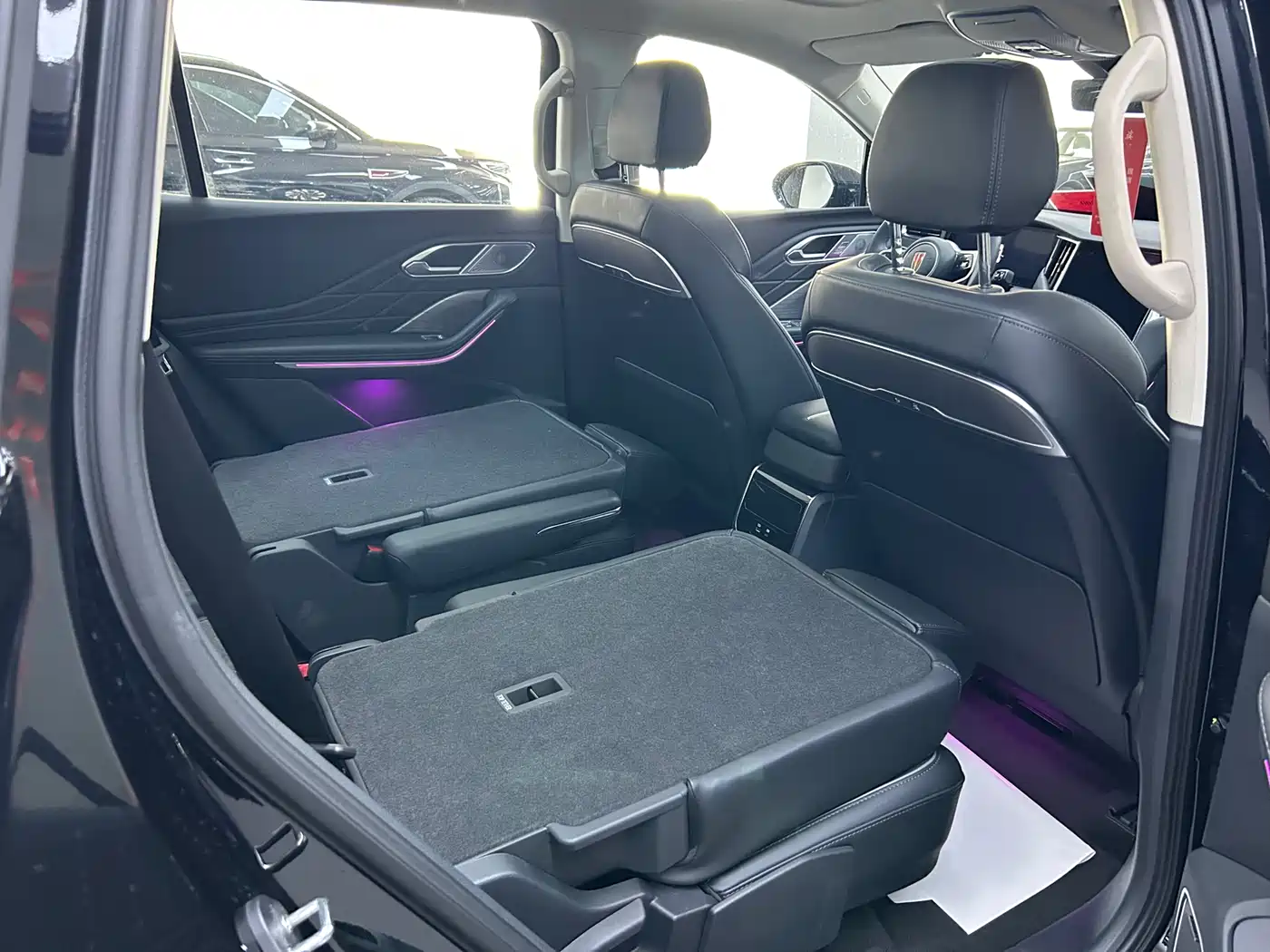 Hongqi HS7 PHEV 2024 2.0T PHEV 4WD Flagship Edition 6-seater фото 10
