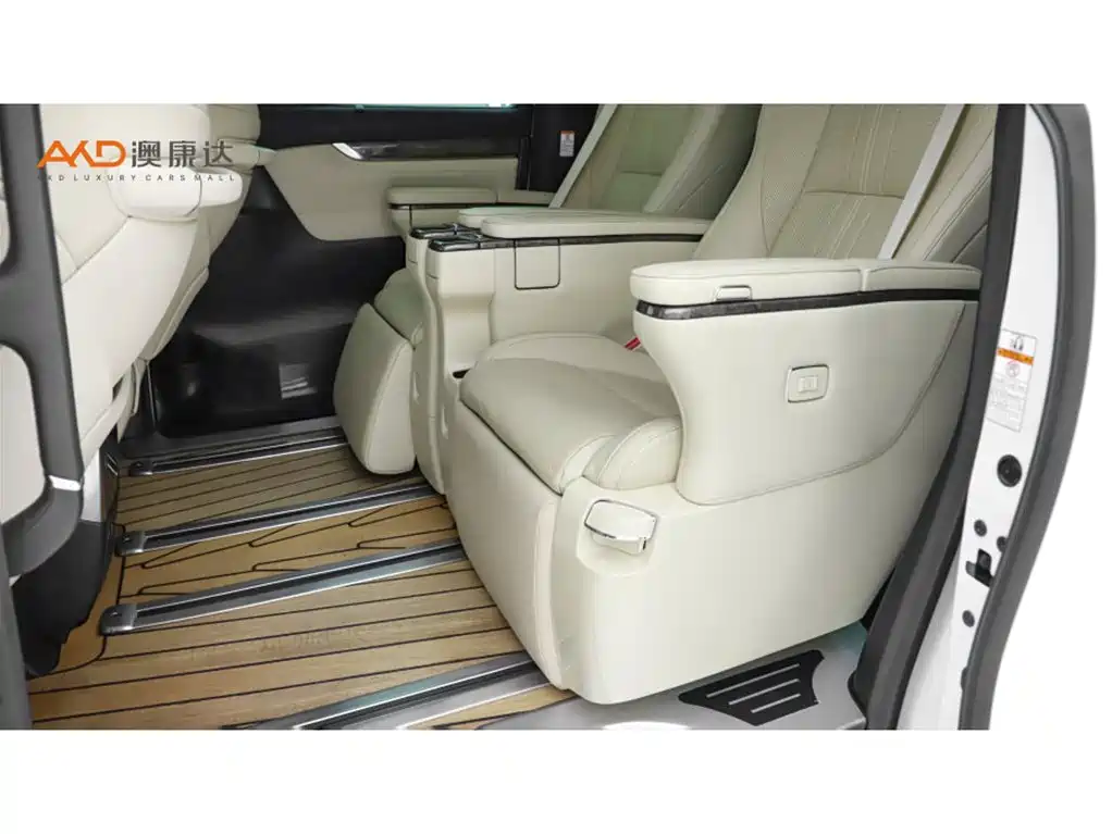 Toyota Vellfire 2021 Crown Hybrid 2.5L HV Premium Edition фото 7