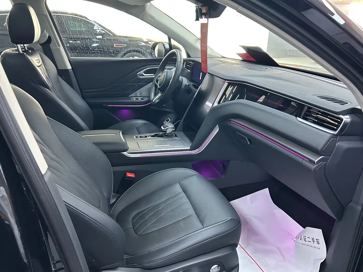 Hongqi HS7 PHEV 2024 2.0T PHEV 4WD Flagship Edition 6-seater фото 11