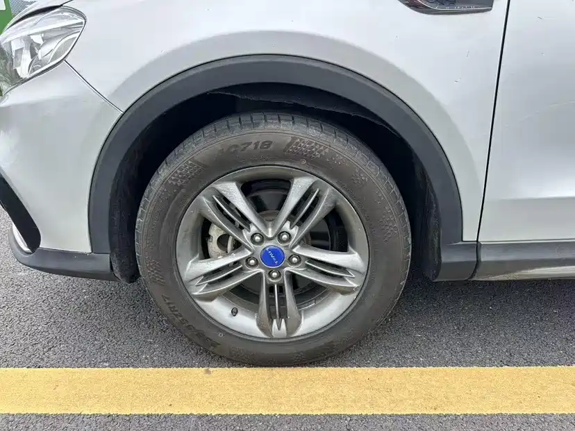 Junma MEET 3 (Meitu 3) 2018 2018 1.5T CVT Comfort Edition