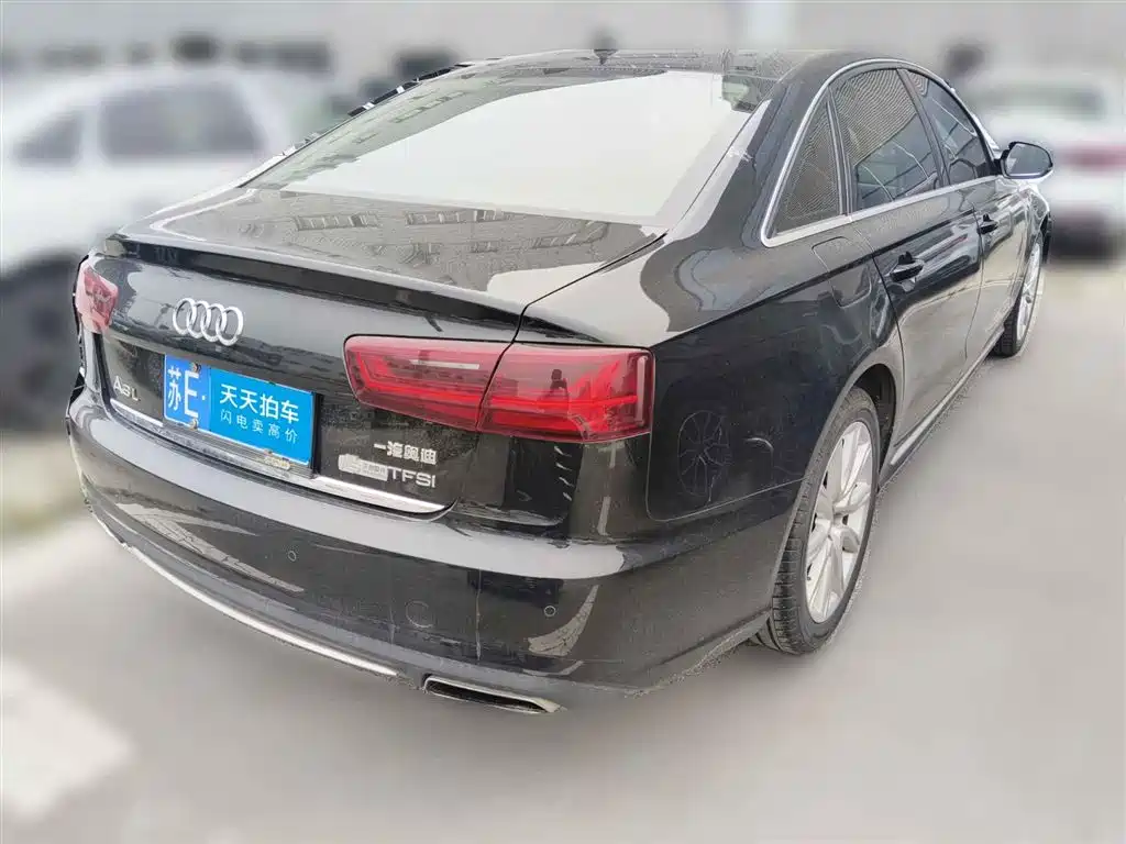 Фото 2 - Audi A6L