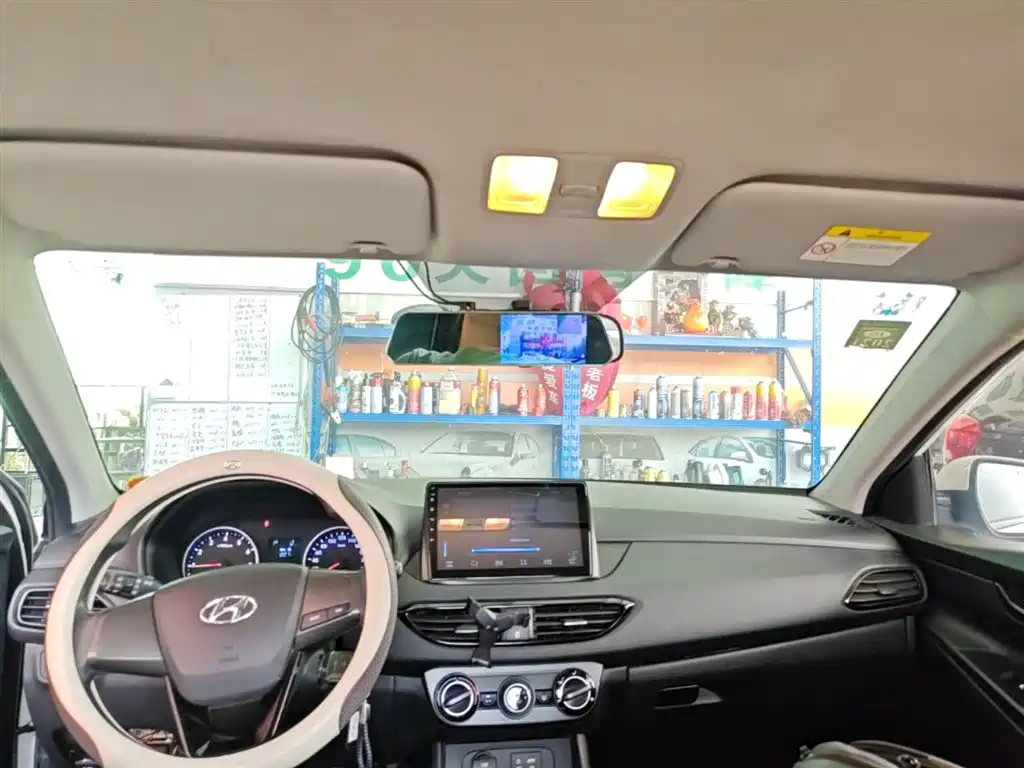Hyundai Elantra 2018 1.6L Automatic Pleasing Edition GL China VI фото 18