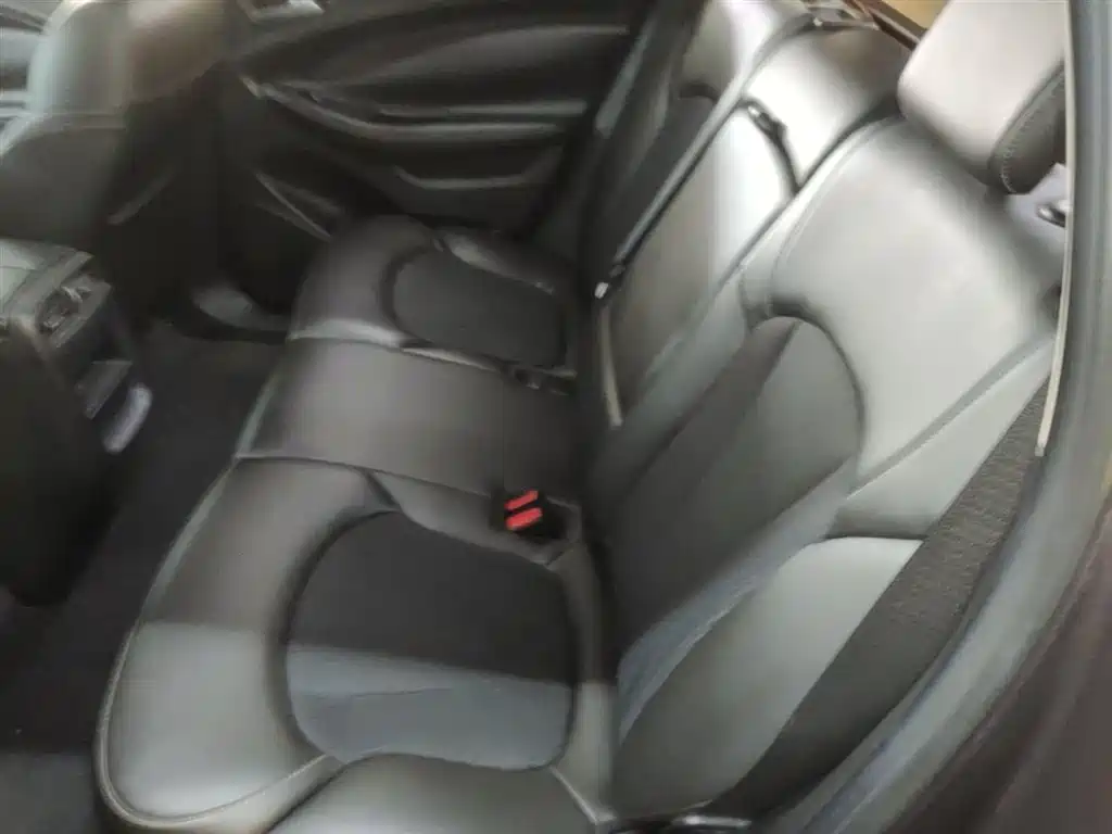 Buick Envision Plus 2016 20T 2WD Leading фото 17