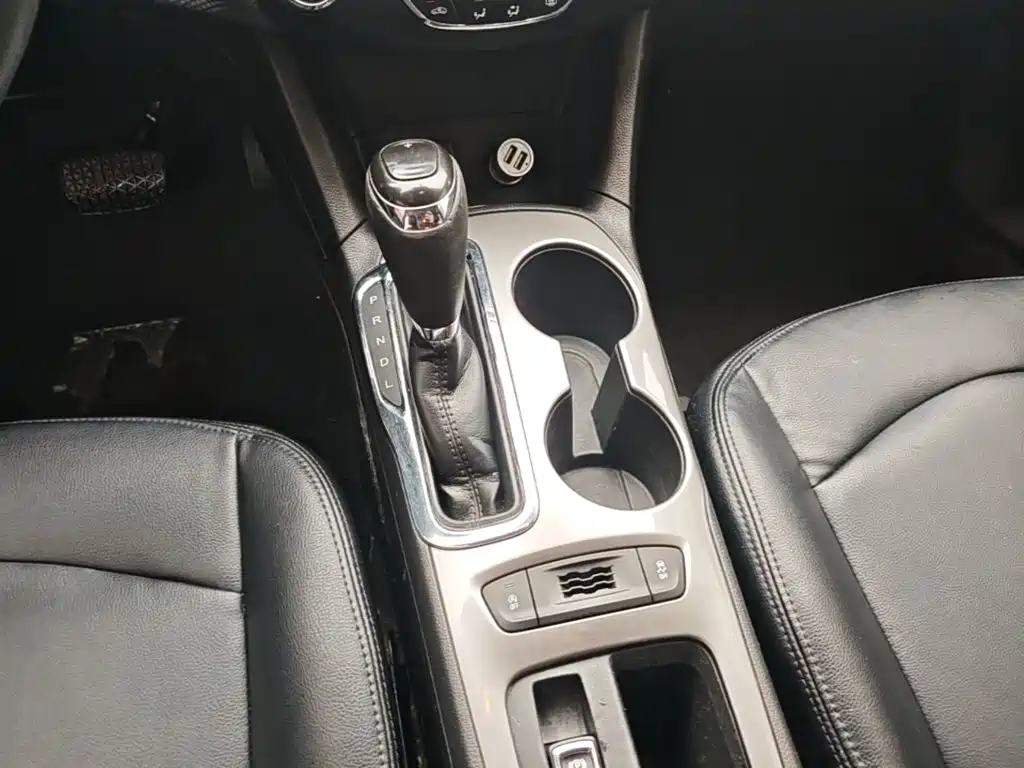 Chevrolet Cruze 2018 2018 320 Automatic Pioneer Sunroof Edition