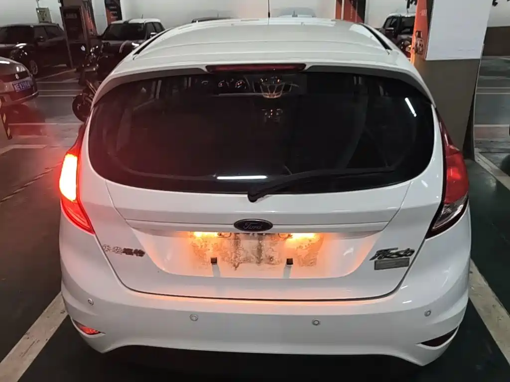 Ford Fiesta 2015 2013 Hatchback 1.5L Manual Fashion